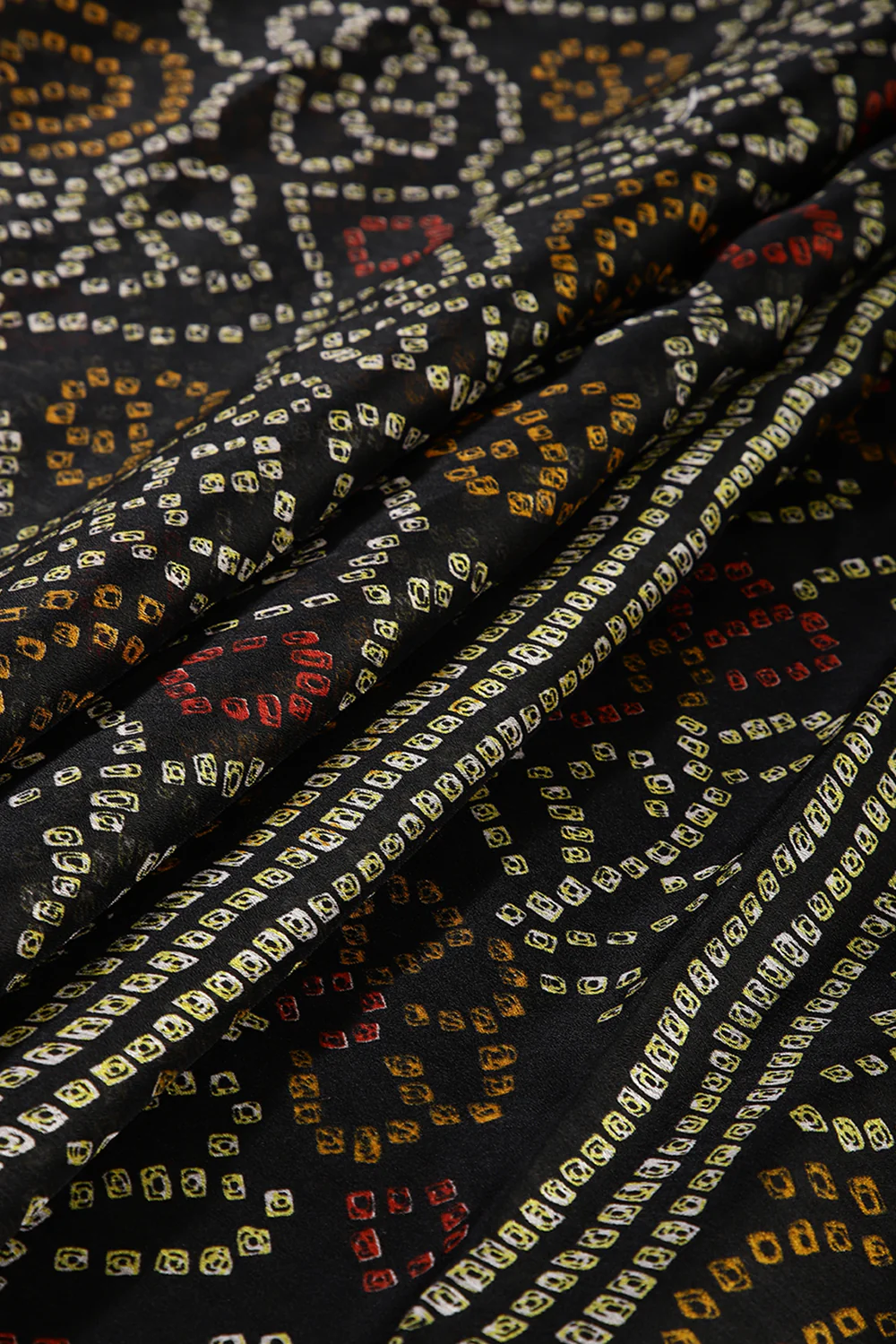 Black Color Chiffon Bandhani Printed Saree - Image 9