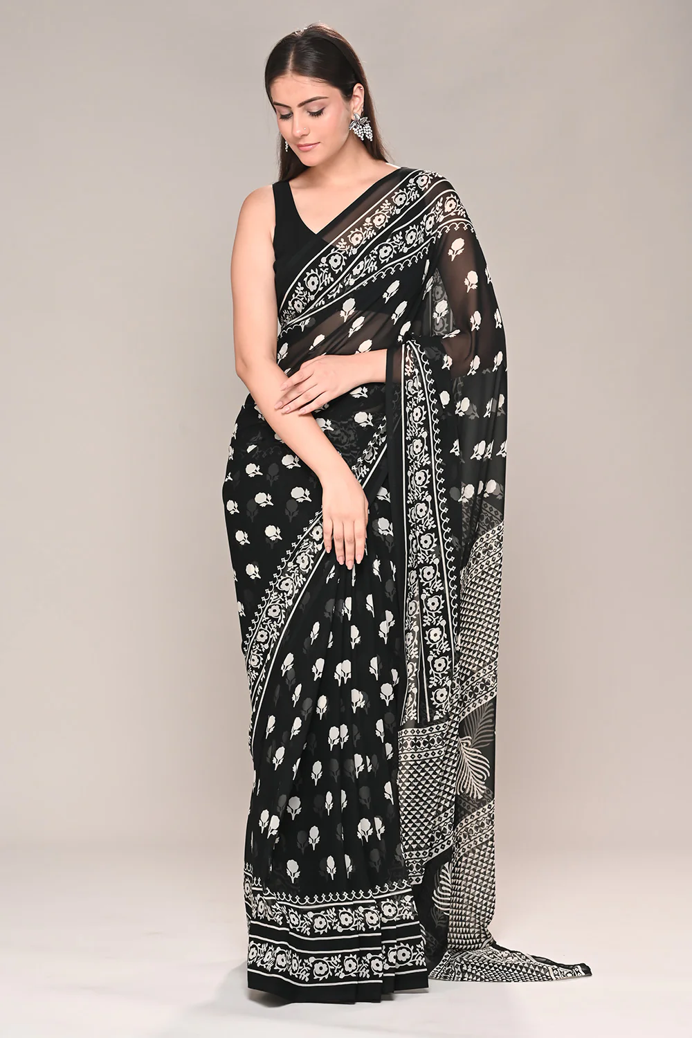 Black Color Printed Georgette Saree - Image 2