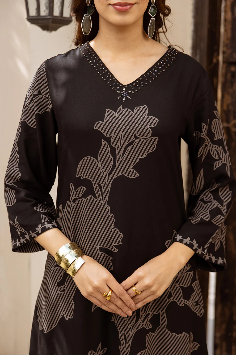 Black Rayon Cotton Floral Printed Kurta Set With Palazzo - Image 5