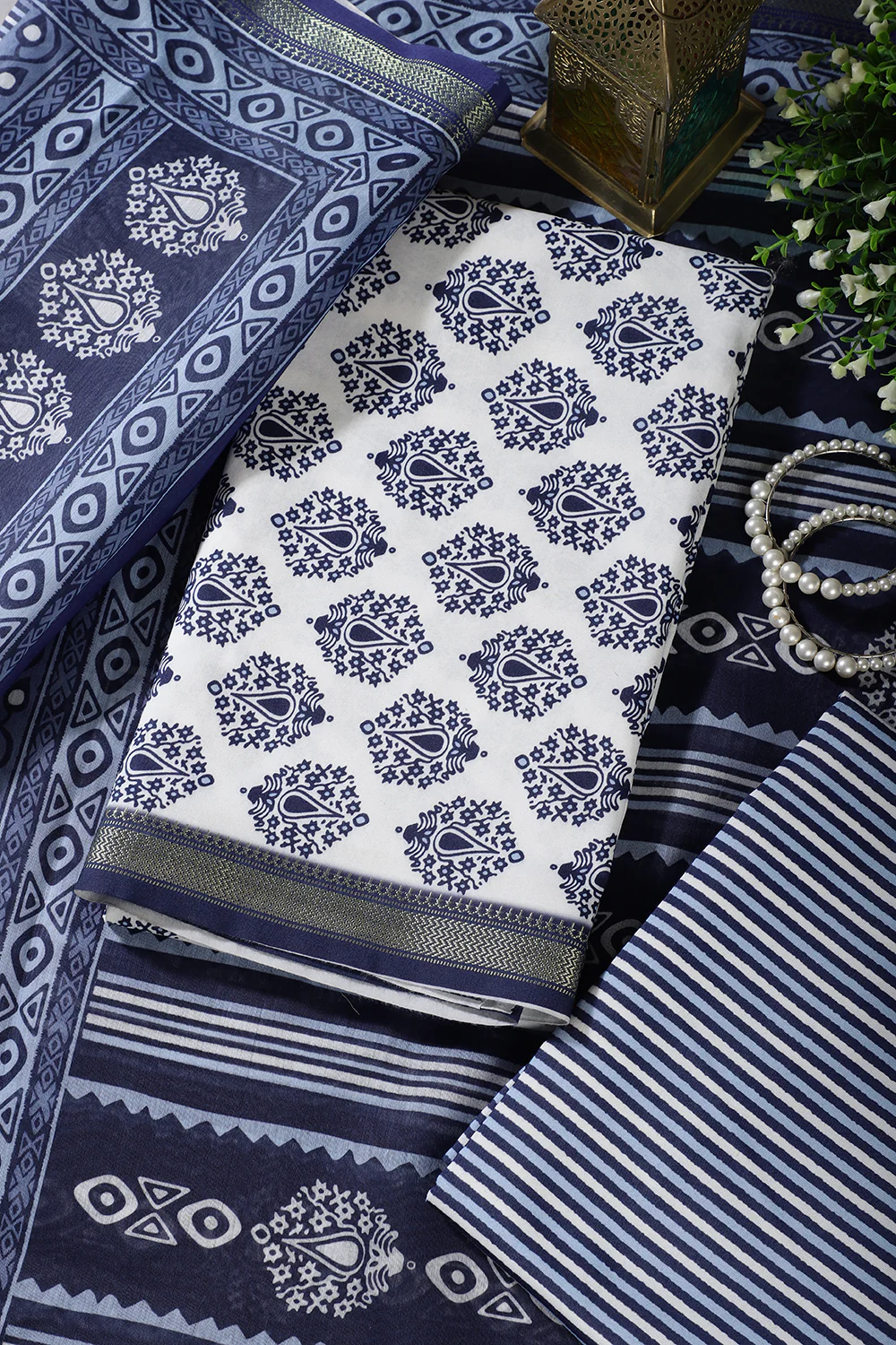 Blue And White Cotton Zari Border & Floral Block Print Unstitched Suit Material - Image 3