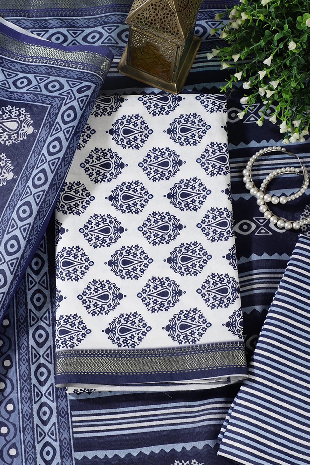 Blue And White Cotton Zari Border & Floral Block Print Unstitched Suit Material - Image 4