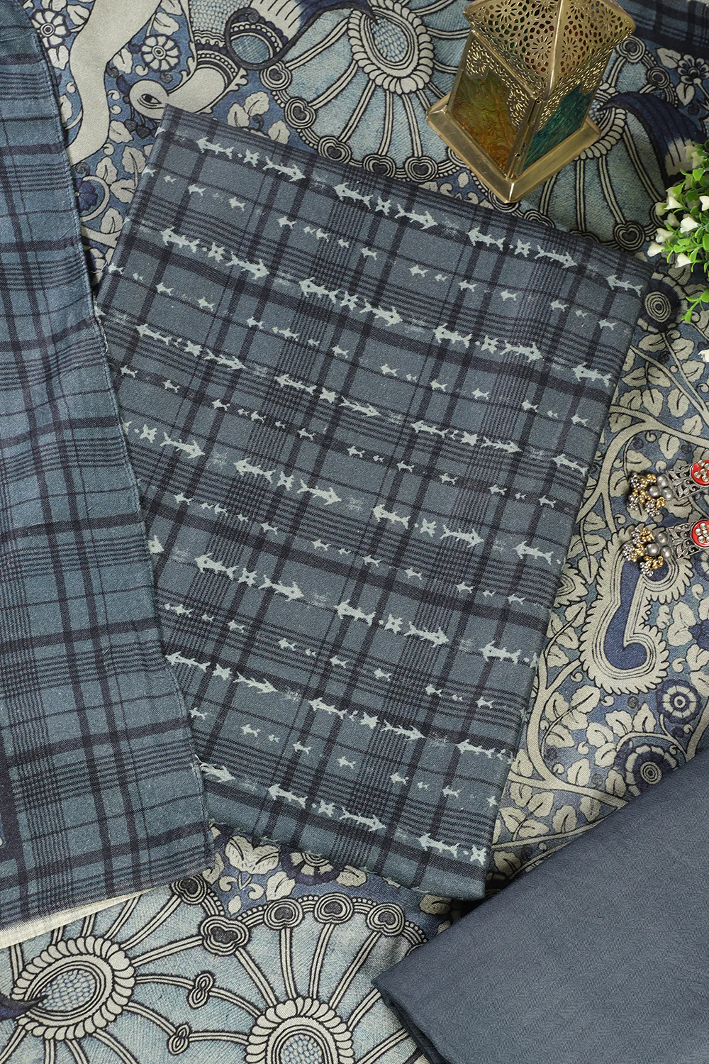 Blue Printed Spun Unstitched Suit Fabric - Image 4