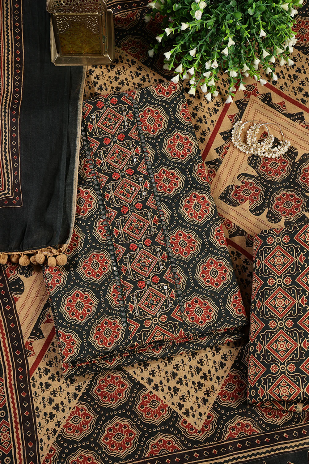 Bottle Green Cambric Cotton Printed And Mirror Wrok Unstitched Suit Material