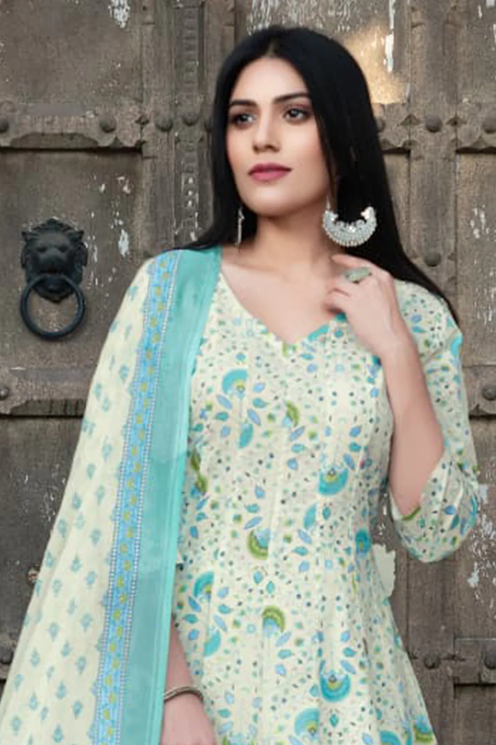 Cream & Blue Cotton Floral Printed Floor Lenght Anarkali Suit - Image 2
