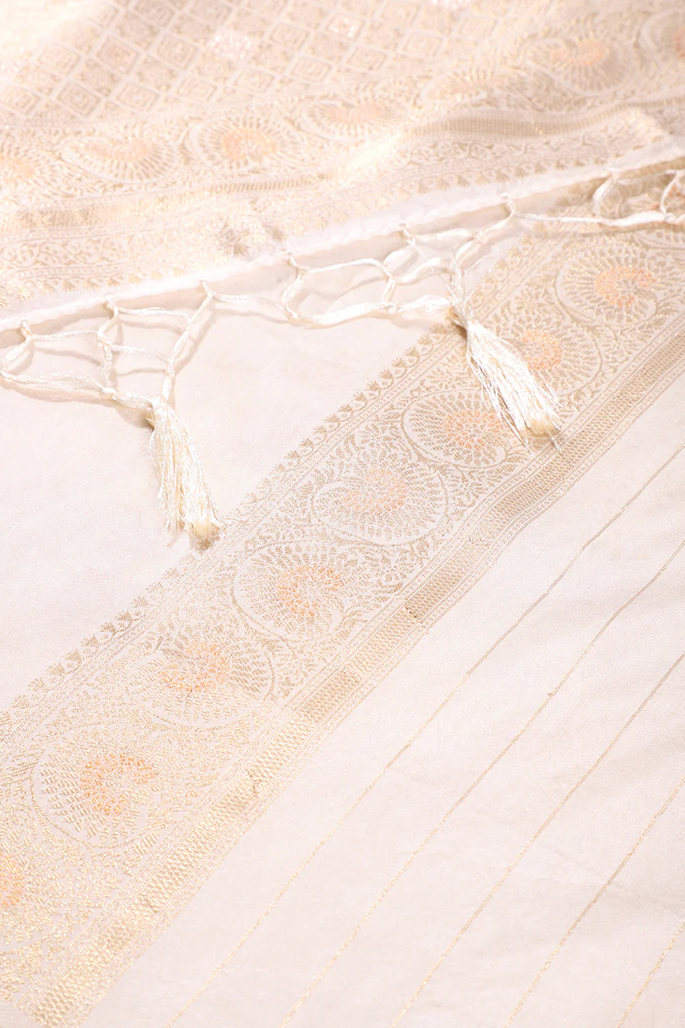 Cream Colour Zari Woven South Silk Saree - Image 3
