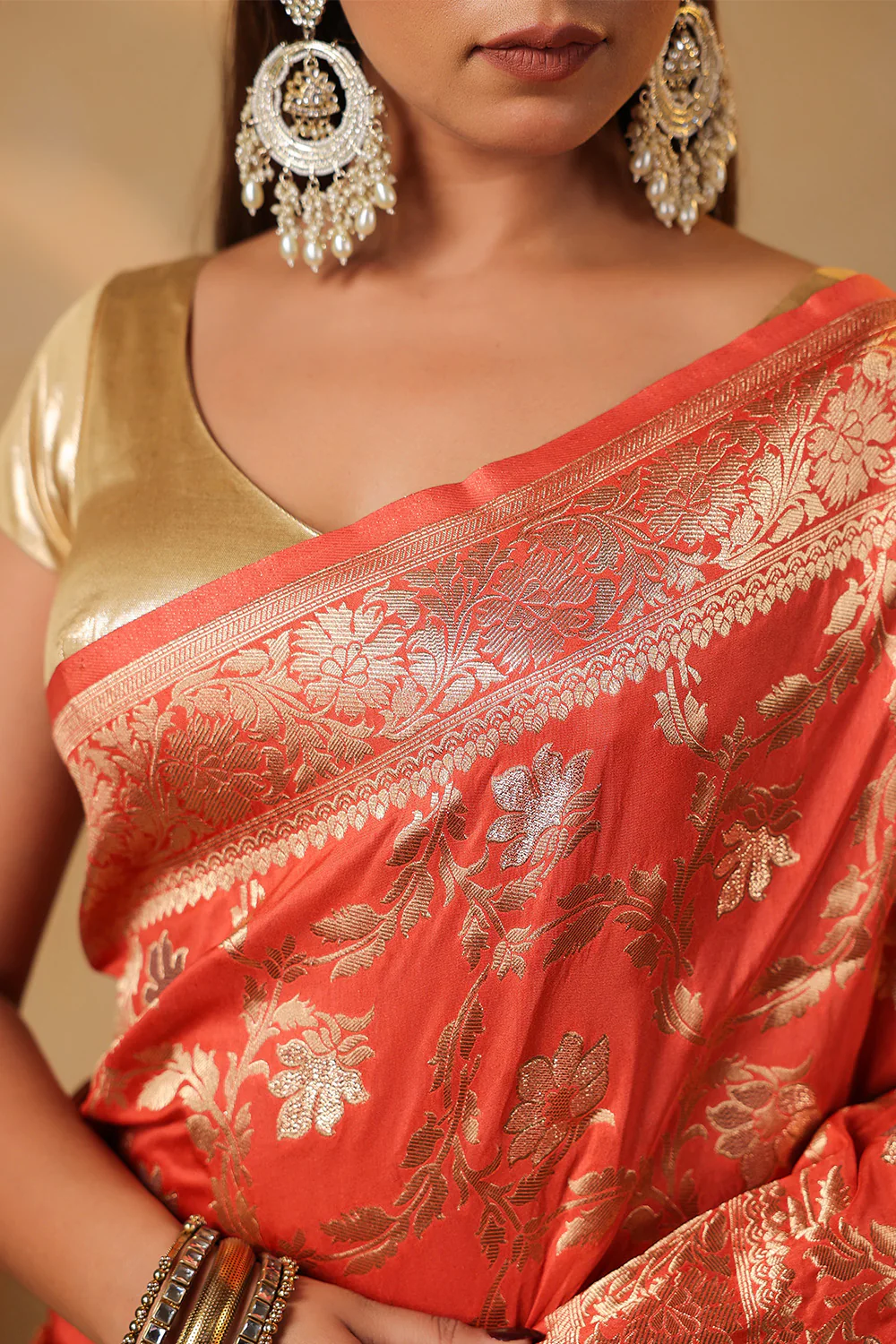 Dark Peach Zari Floral Woven Silk Saree - Image 8