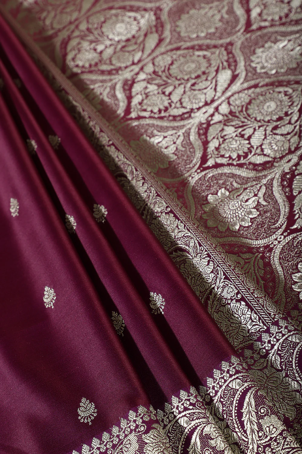 Dark Scarlet Banarsi Silk Zari Woven Saree - Image 3