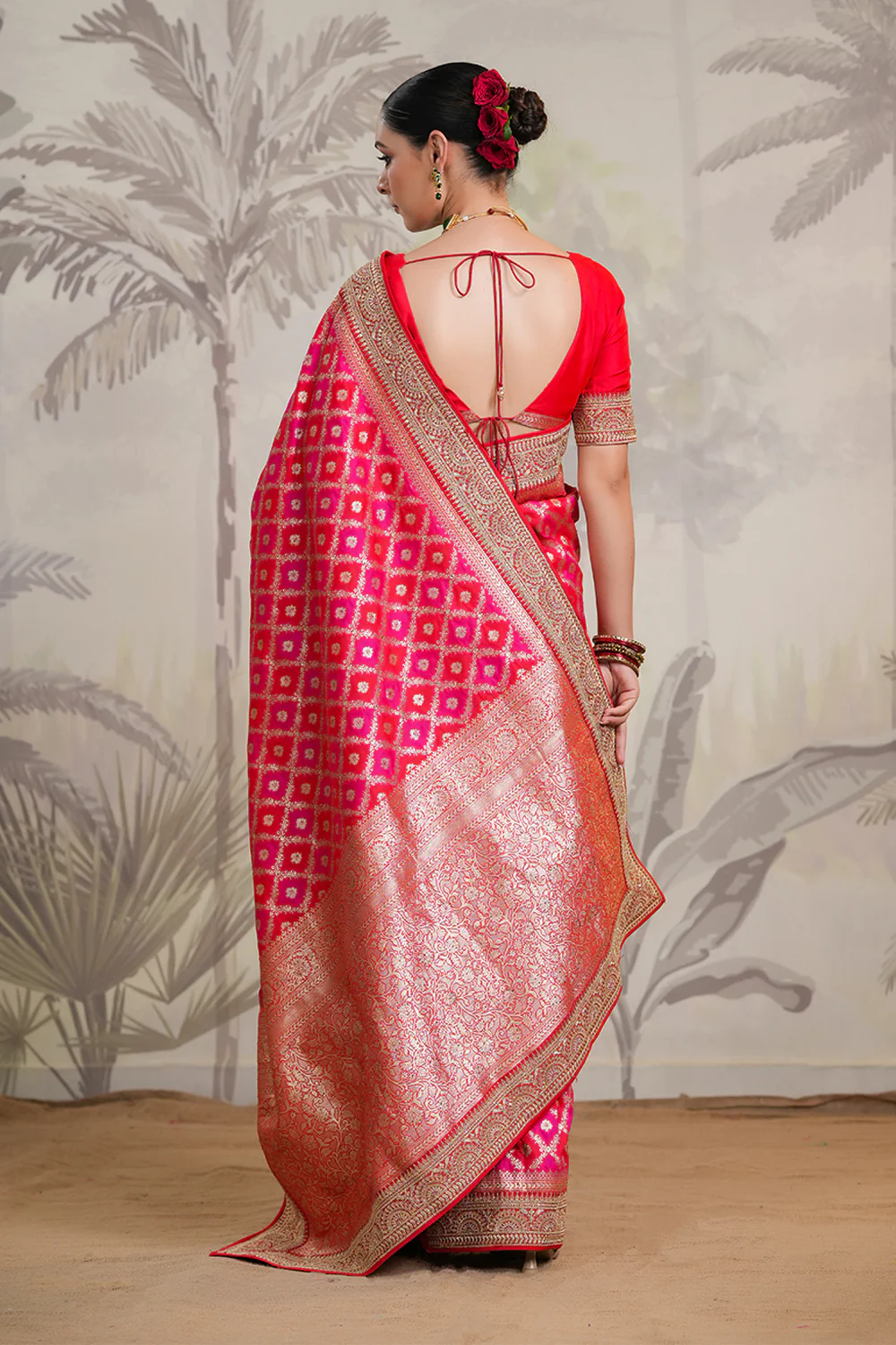Fuchsia Pink Color Silk Woven Saree - Image 4