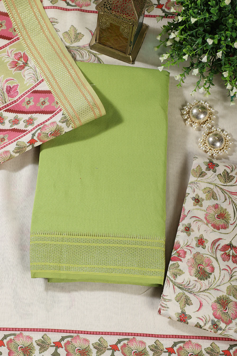 Green Cotton Unstitched Suit Material With Floral Printed Dupatta & Salwar Set - Image 2
