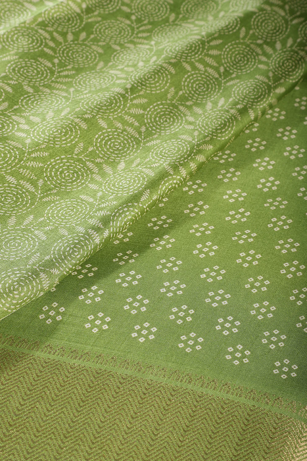 Green Printed & Woven Cotton Silk Saree - Image 4