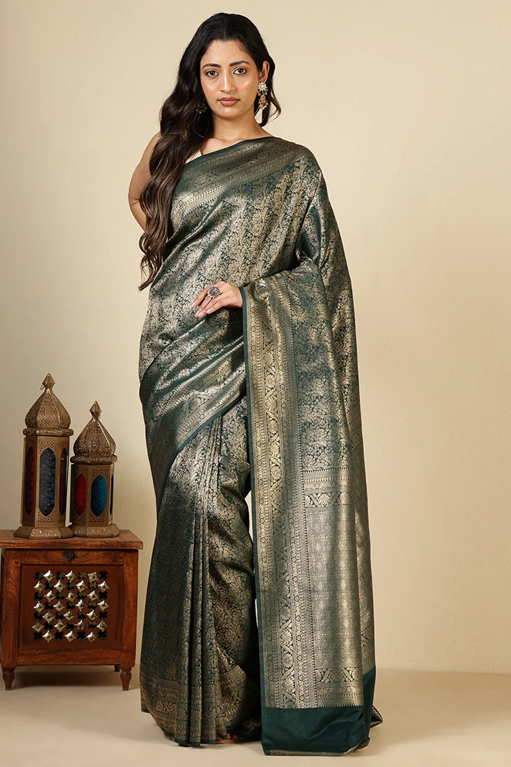 Green South Silk Floral Zaal Woven Saree - Image 3