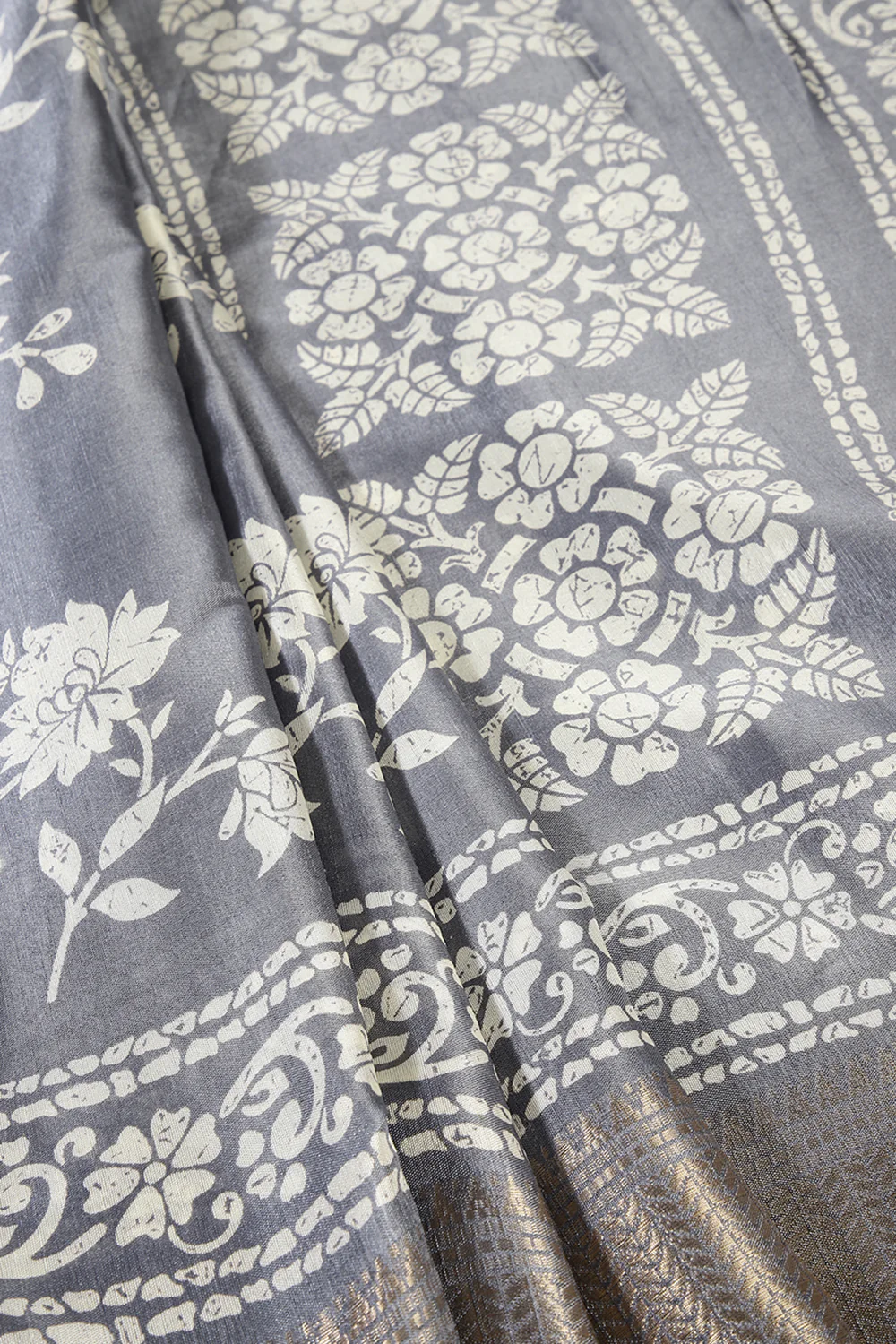 Grey Color Cotton Silk Block Printed Saree - Image 3