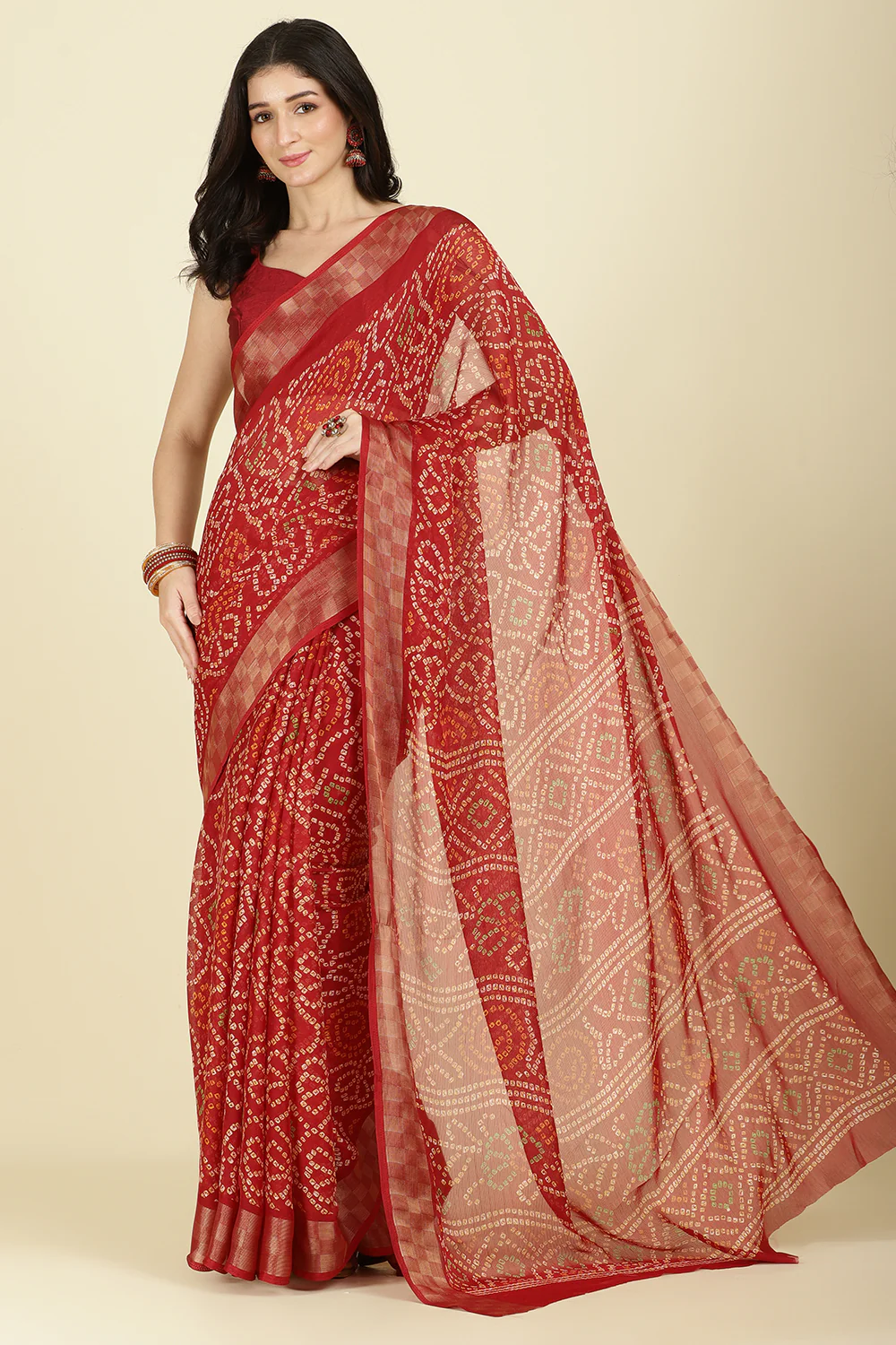 Maroon Color Chiffon Bandhani Printed Saree - Image 6