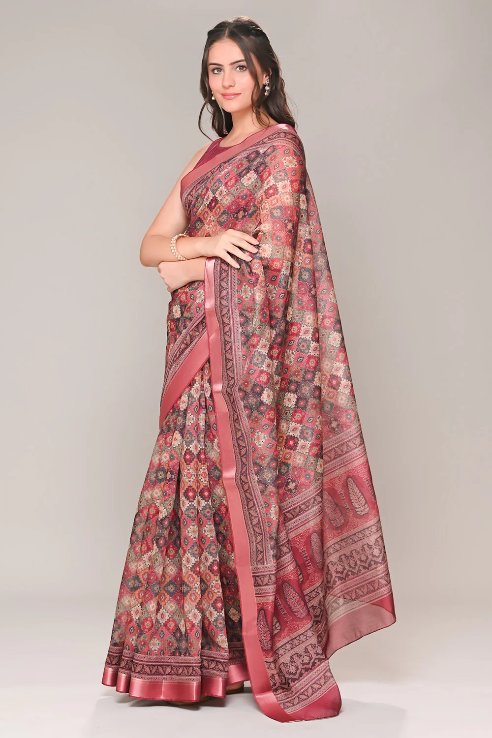 Maroon Color Cotton Silk Printed Saree - Image 3