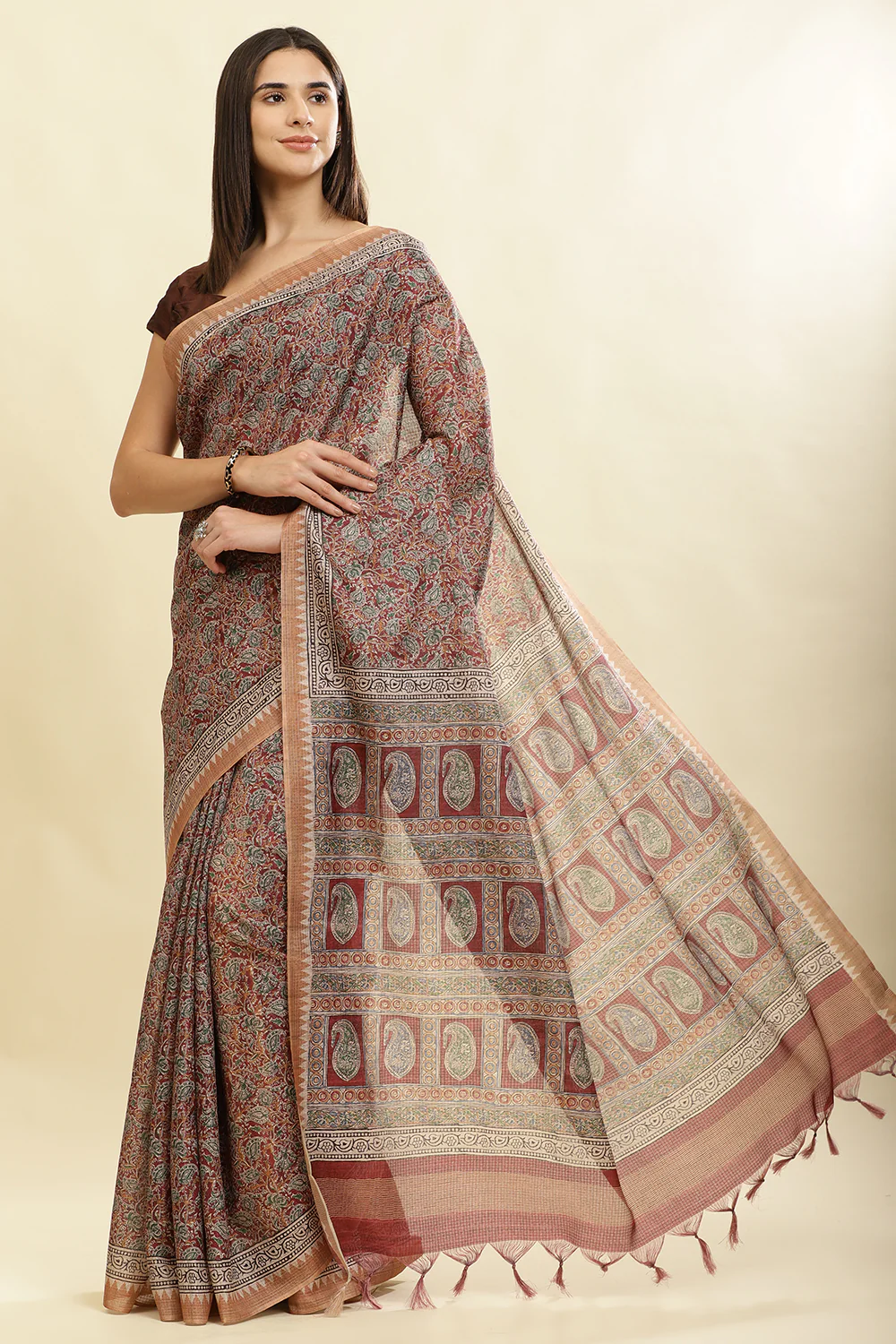 Maroon Cotton Silk Floral Boota Printed Saree - Image 5