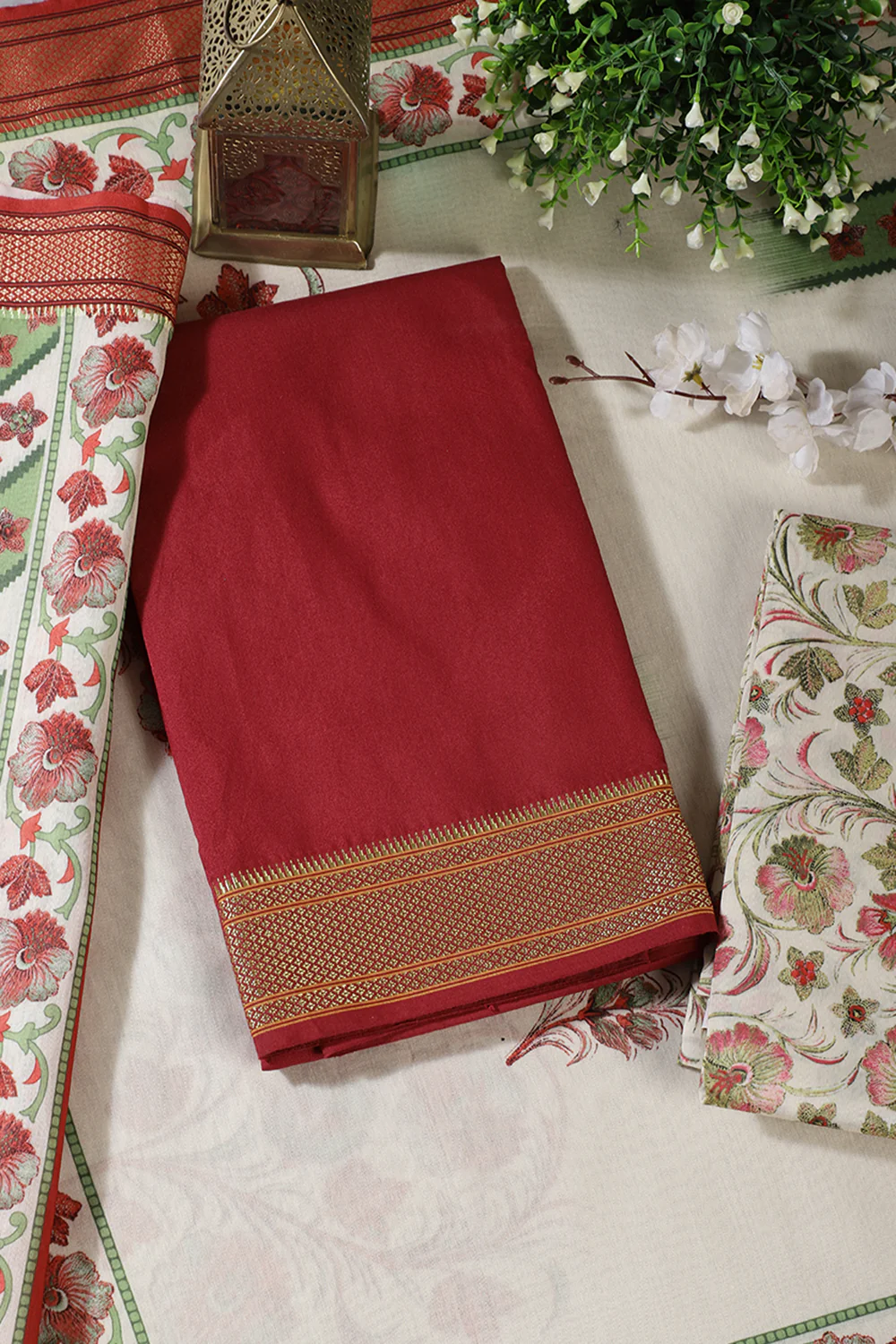 Maroon Cotton Unstitched Suit Material With Floral Printed Dupatta & Salwar - Image 4