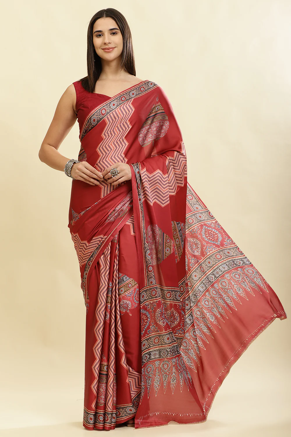 Maroon Crepe Printed Saree - Image 2
