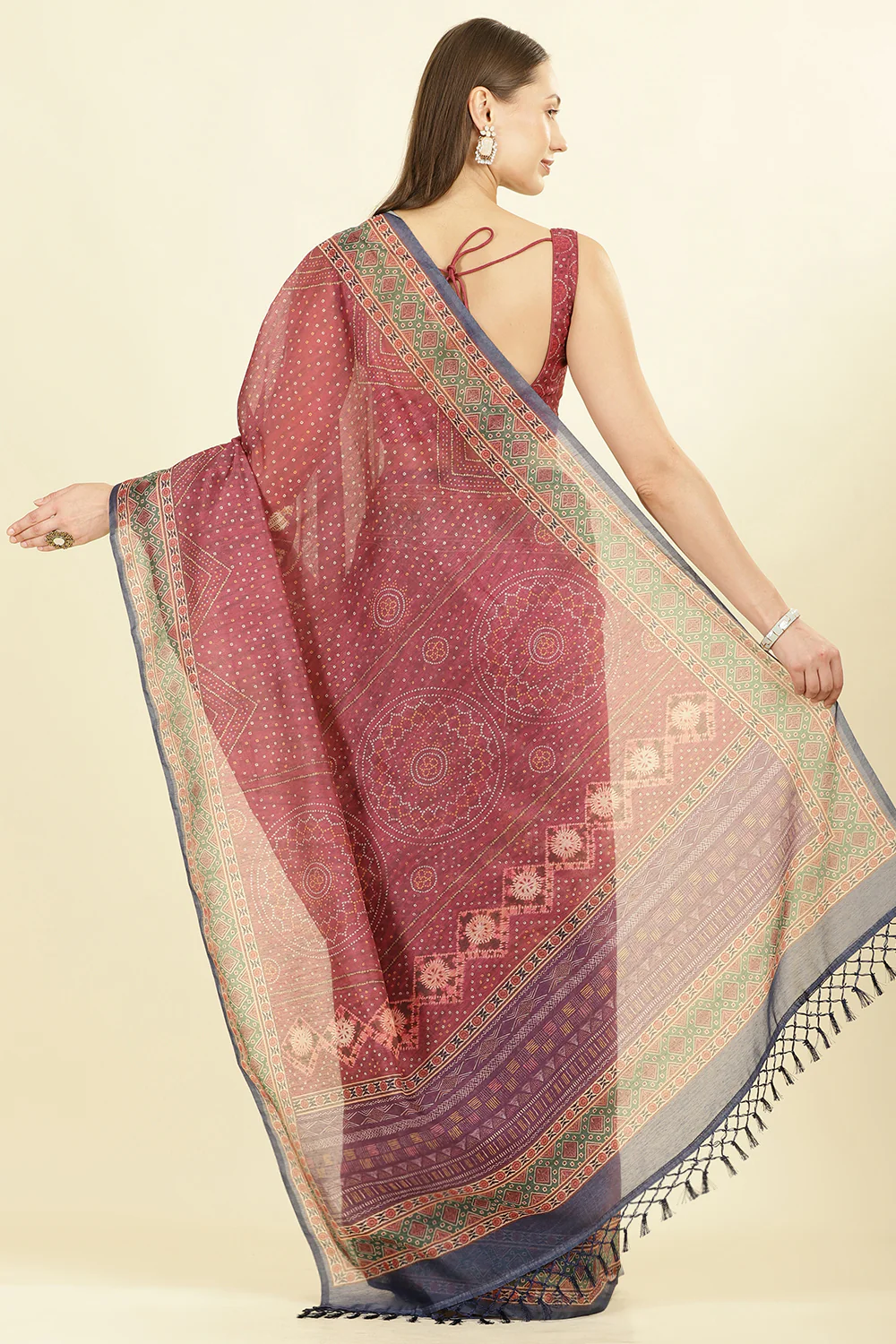 Maroon Organza Cotton Bandhani Block Printed Saree - Image 3