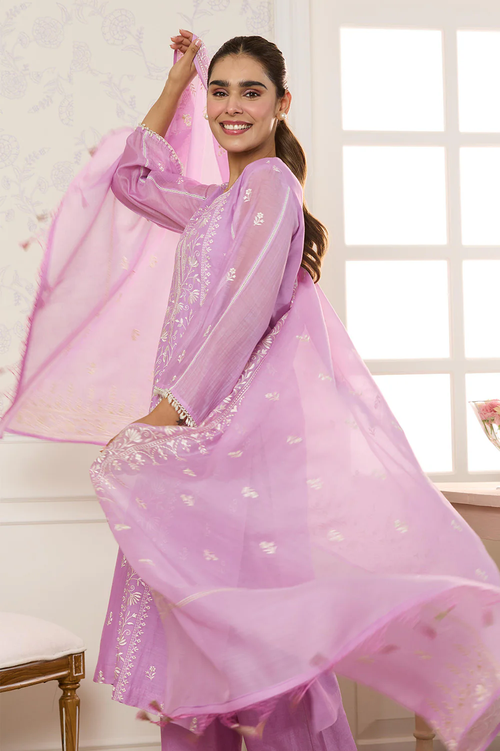 Mauve Mul Chanderi Resham Embroidered Unstitched Suit Material - Image 5