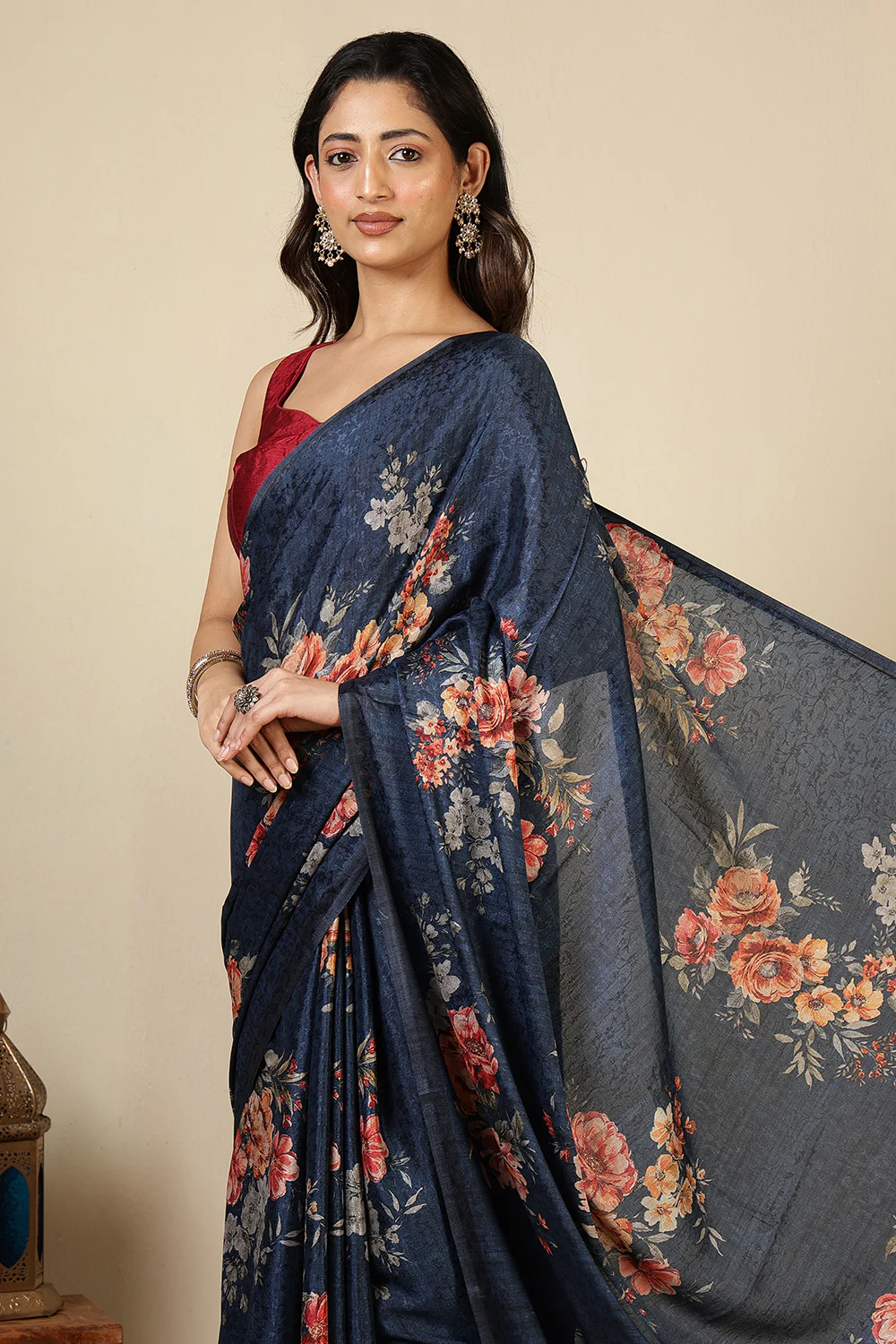 Navy Jacquard Silk Printed Saree - Image 4