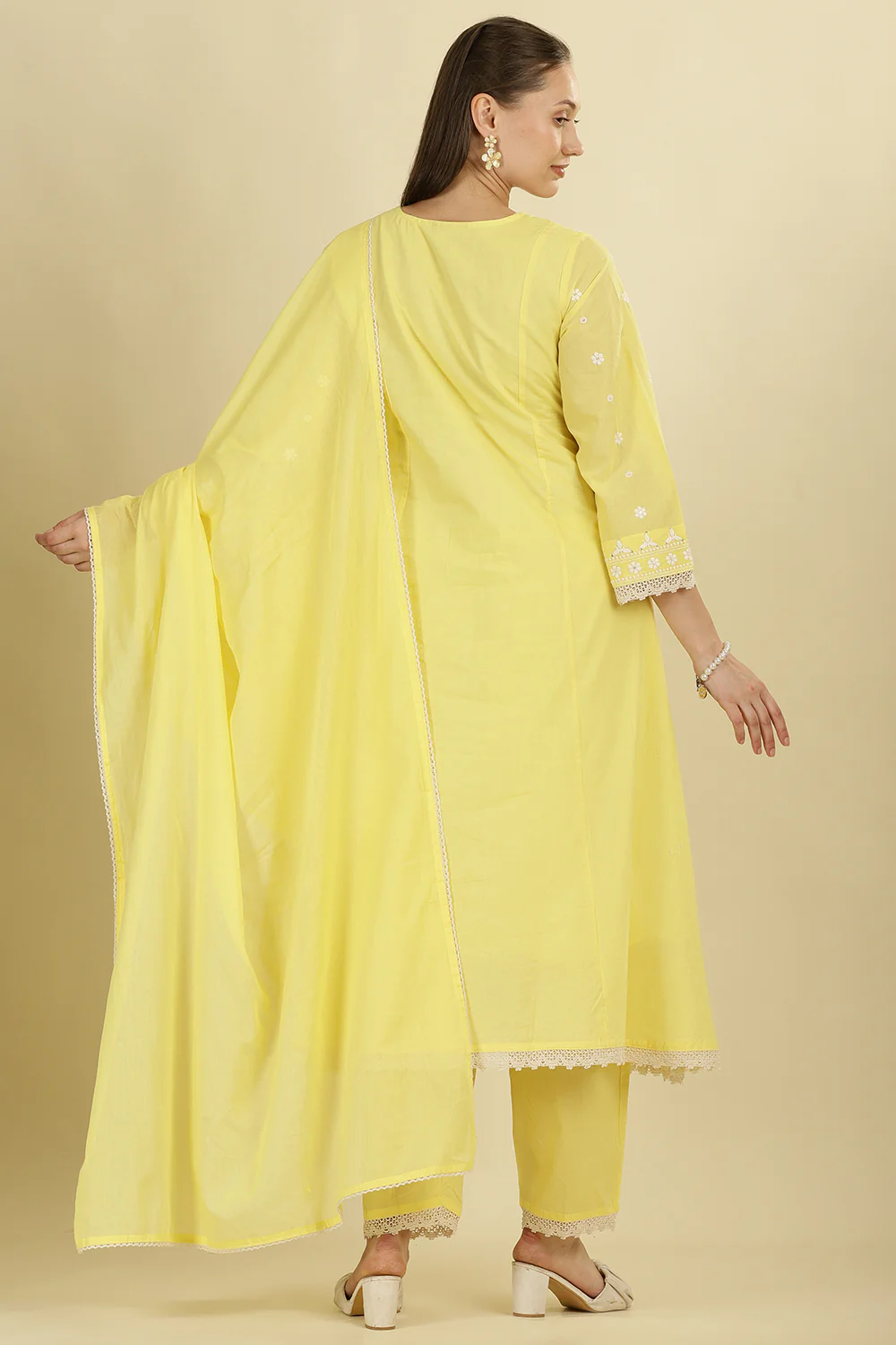 Pale Yellow Cotton Resham Floral Embroidered Anarkali Suit Set - Image 4