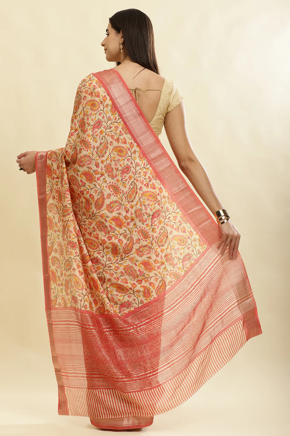 Pink & Beige Cotton Silk Floral Boota Printed Saree - Image 3