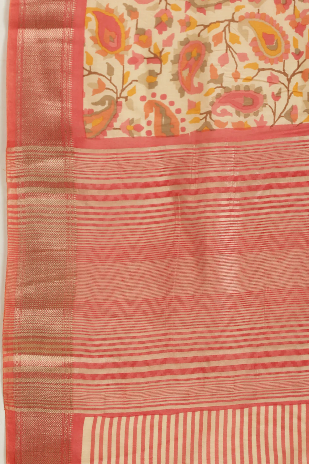 Pink & Beige Cotton Silk Floral Boota Printed Saree - Image 7