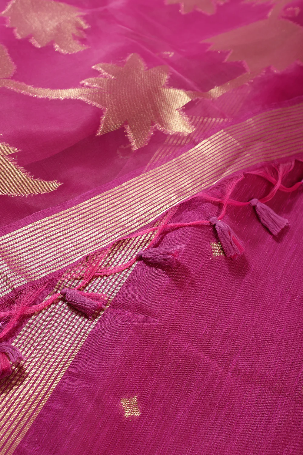 Purple Tussar Silk Floral Zari Woven Saree - Image 4