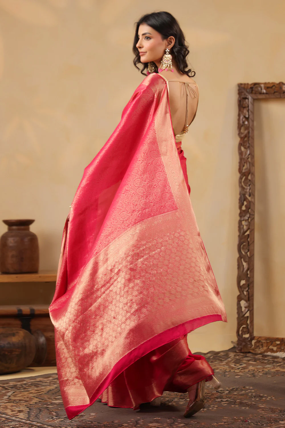 Rani Color Zari Woven Soft Silk Saree - Image 5