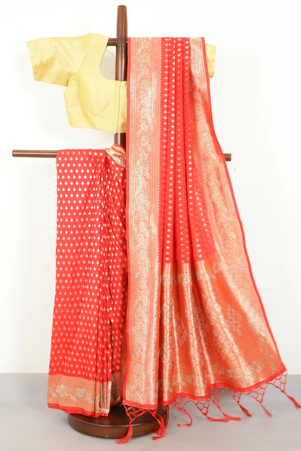 Red Silk Zari Woven And Swaroski Work Saree - Image 4