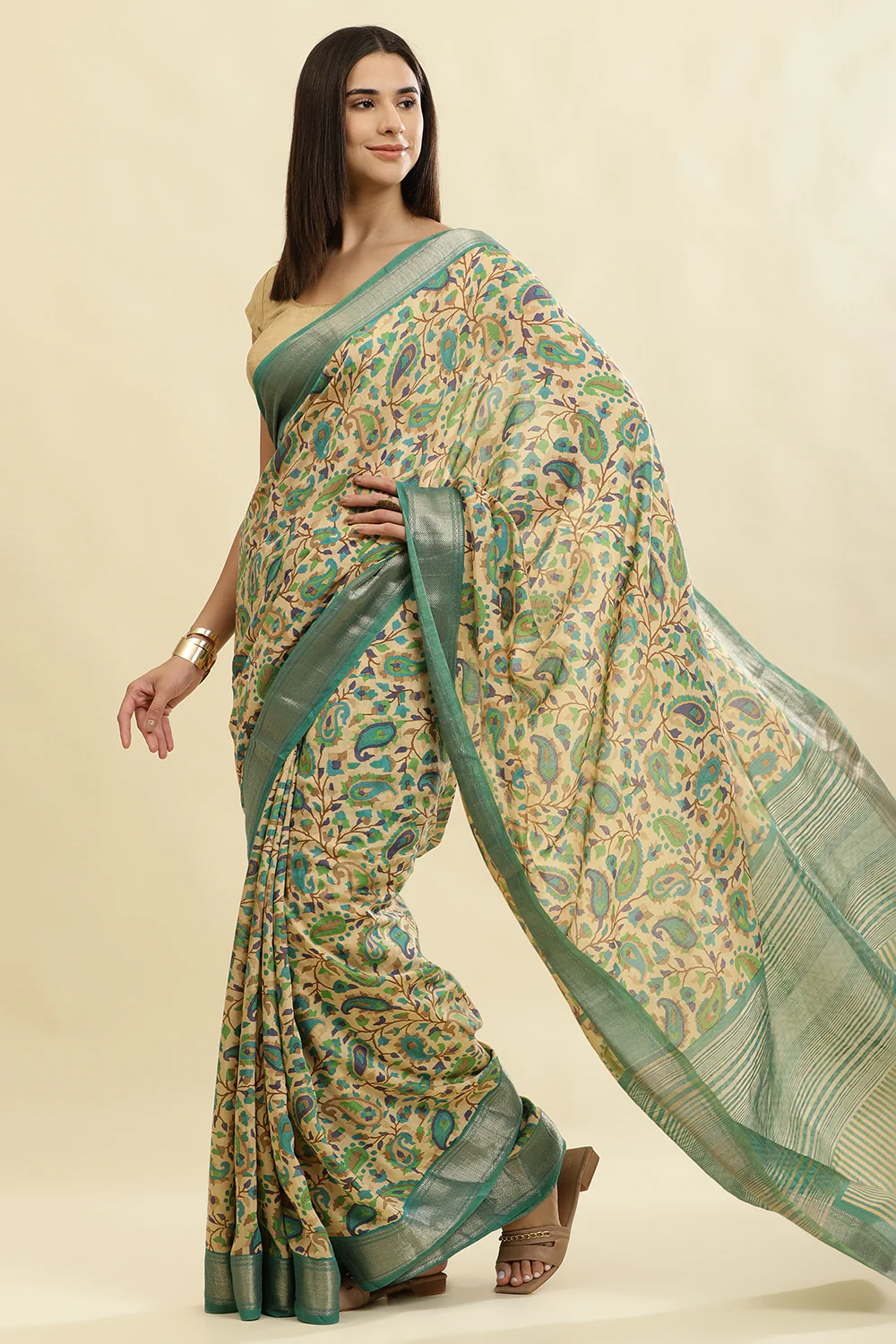 Sea Green & Beige Cotton Silk Floral Boota Printed Saree - Image 5