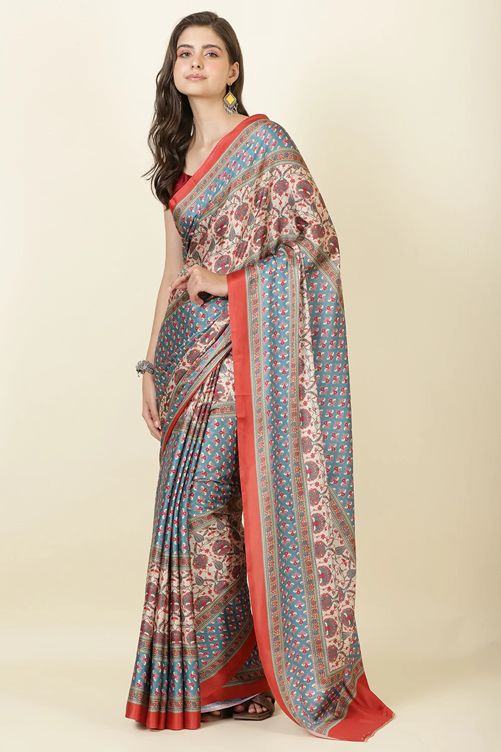 Teal & Beige Crepe Printed Saree - Image 6
