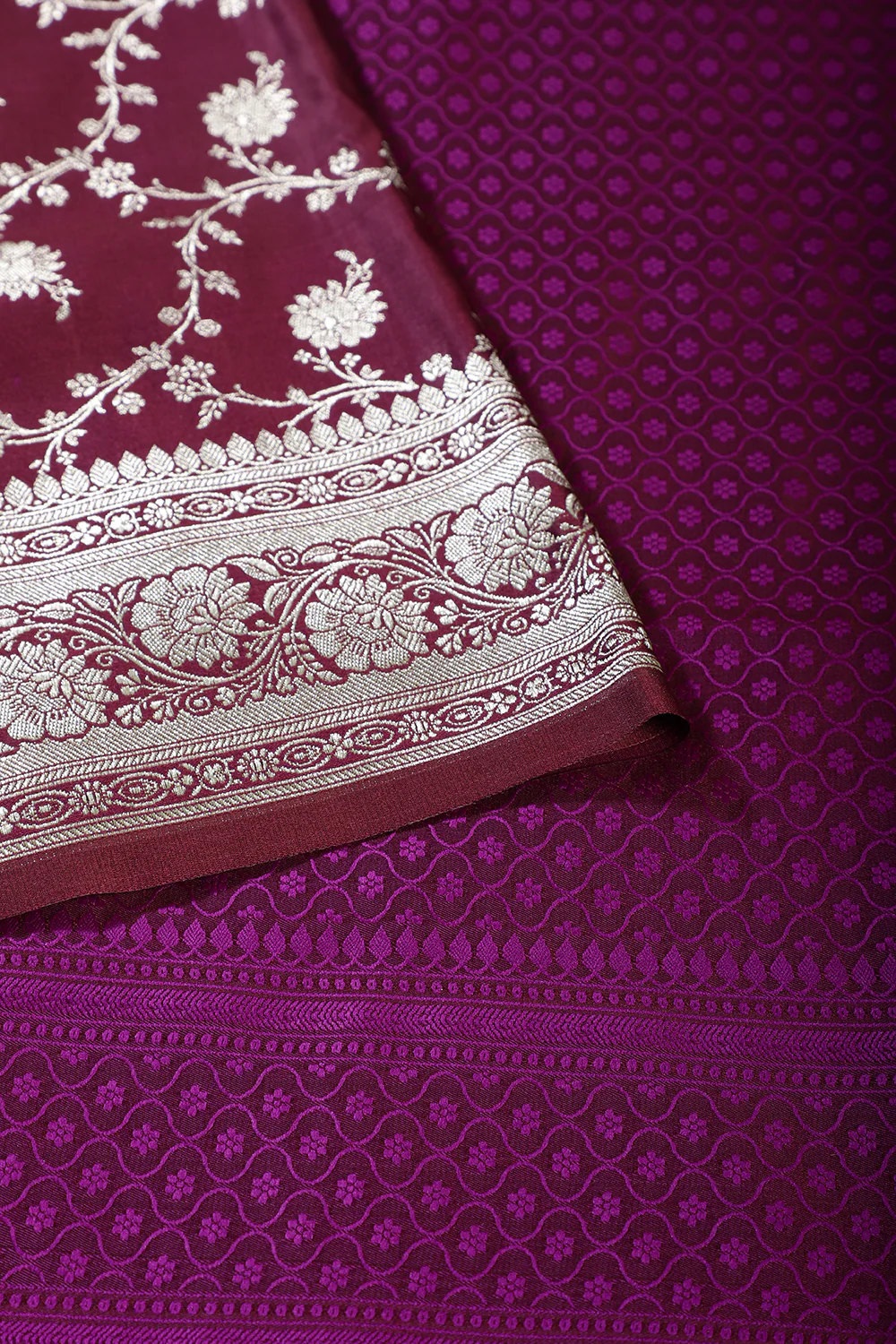 Wine Zari Woven Banarasi Silk Saree - Image 4